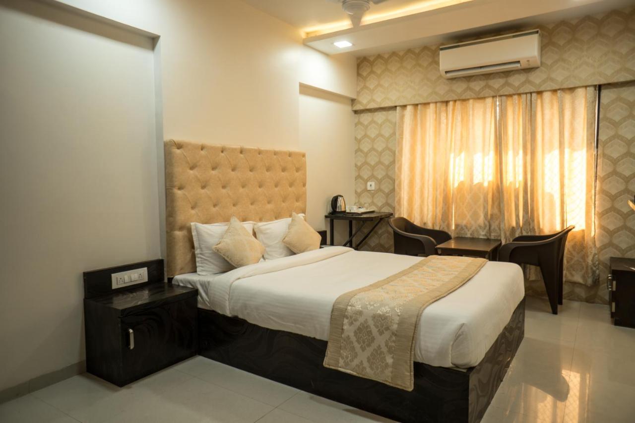 Hotel Dhavalgiri Thane Exterior foto